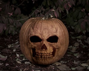 skeleton-face-pumpkin
