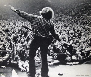 Creedence-Clearwater-Revival-creedence-clearwater-revival-29235564-462-390